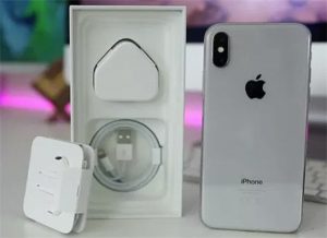 سعر و مواصفات iPhone XS Unboxing-Apple-iPhone-XS-300x218